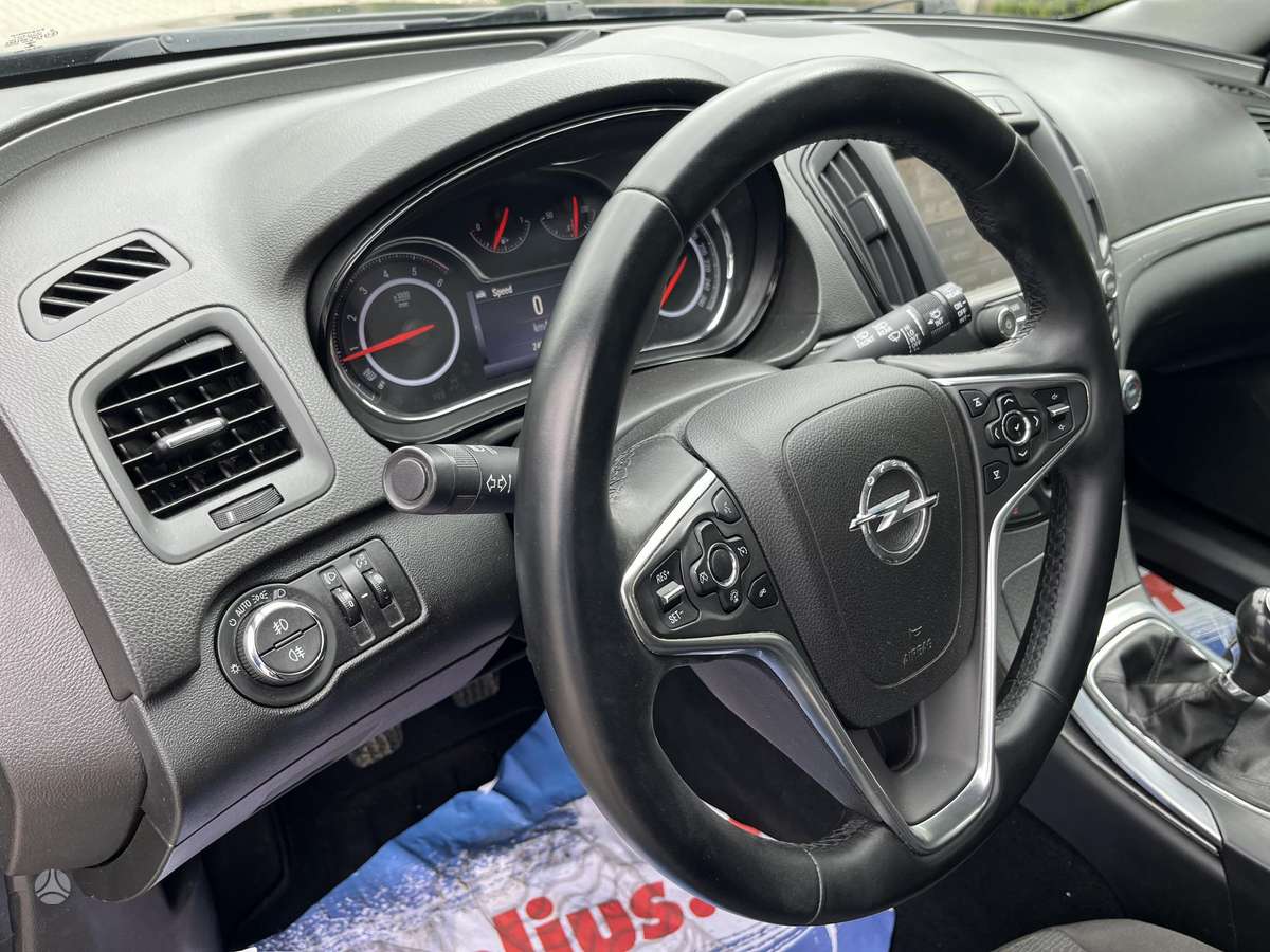 Opel Insignia, 1.6 l., Универсал
