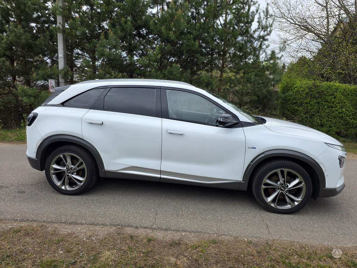 Hyundai Nexo, hatchback