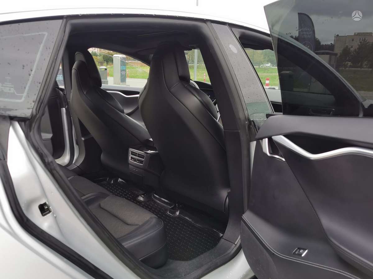 Tesla Model S, 75 кВт·ч, Хэтчбек