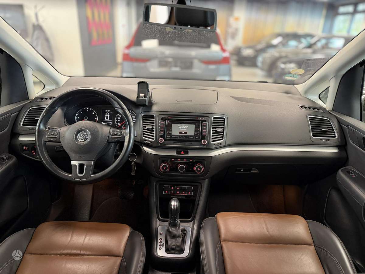 Volkswagen Sharan - 3