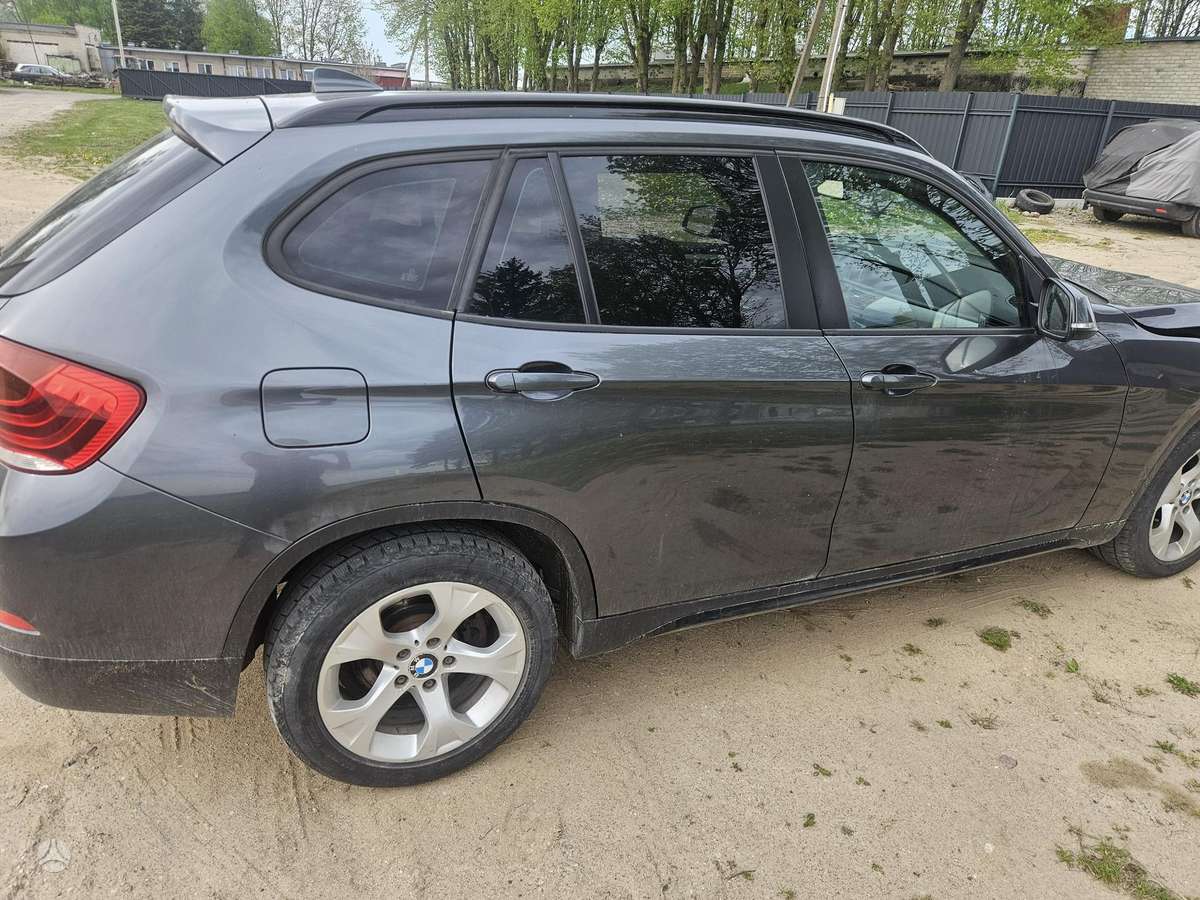 BMW X1