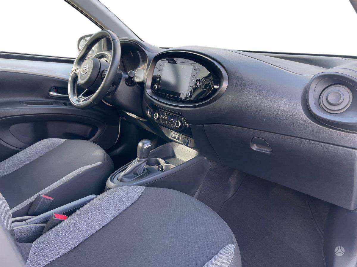 Toyota Aygo X - 6