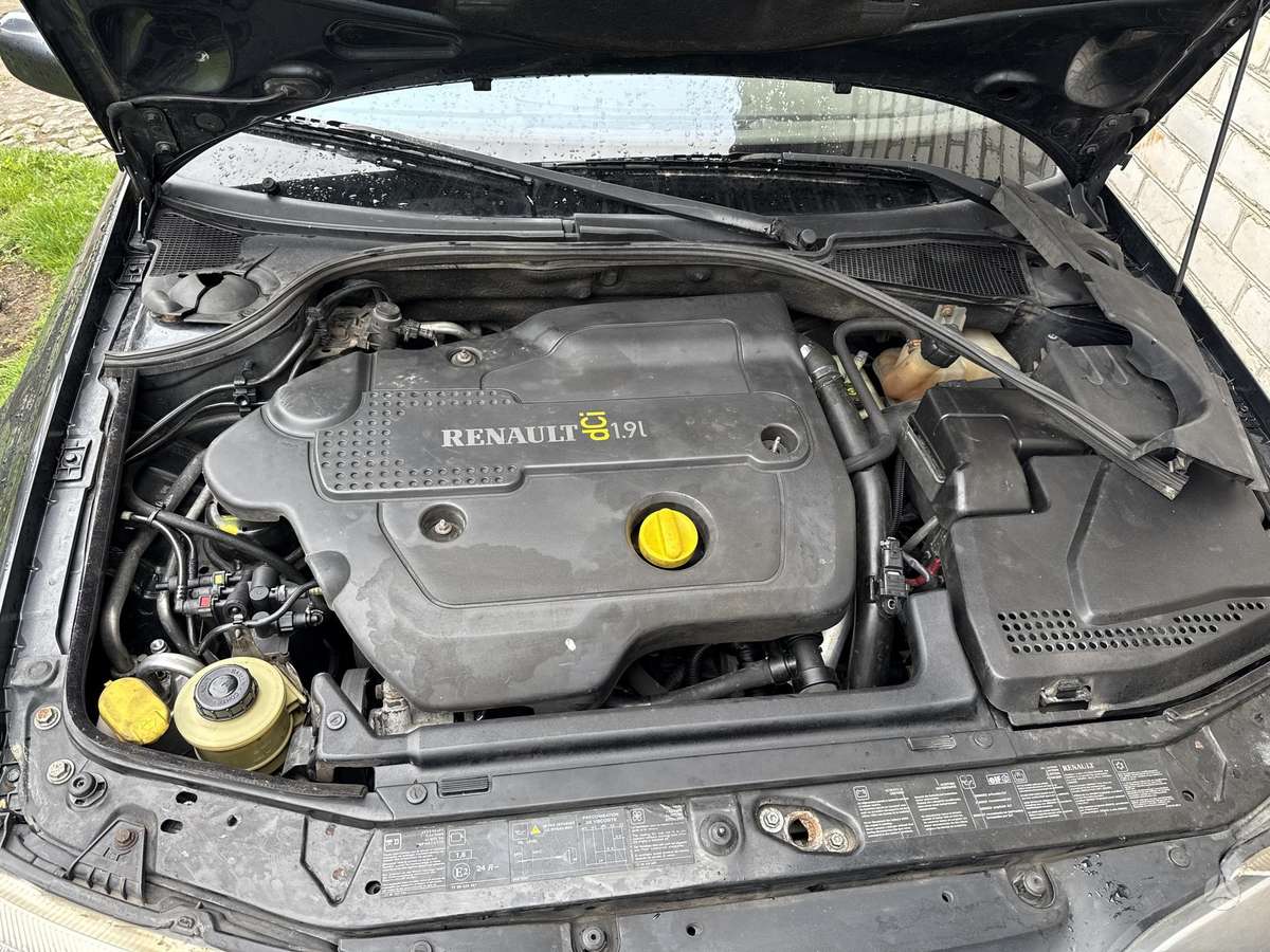Renault Laguna, 1.9 l., Седан