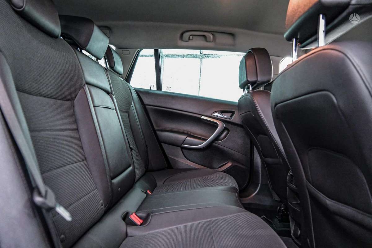Opel Insignia, 2.0 l., Универсал