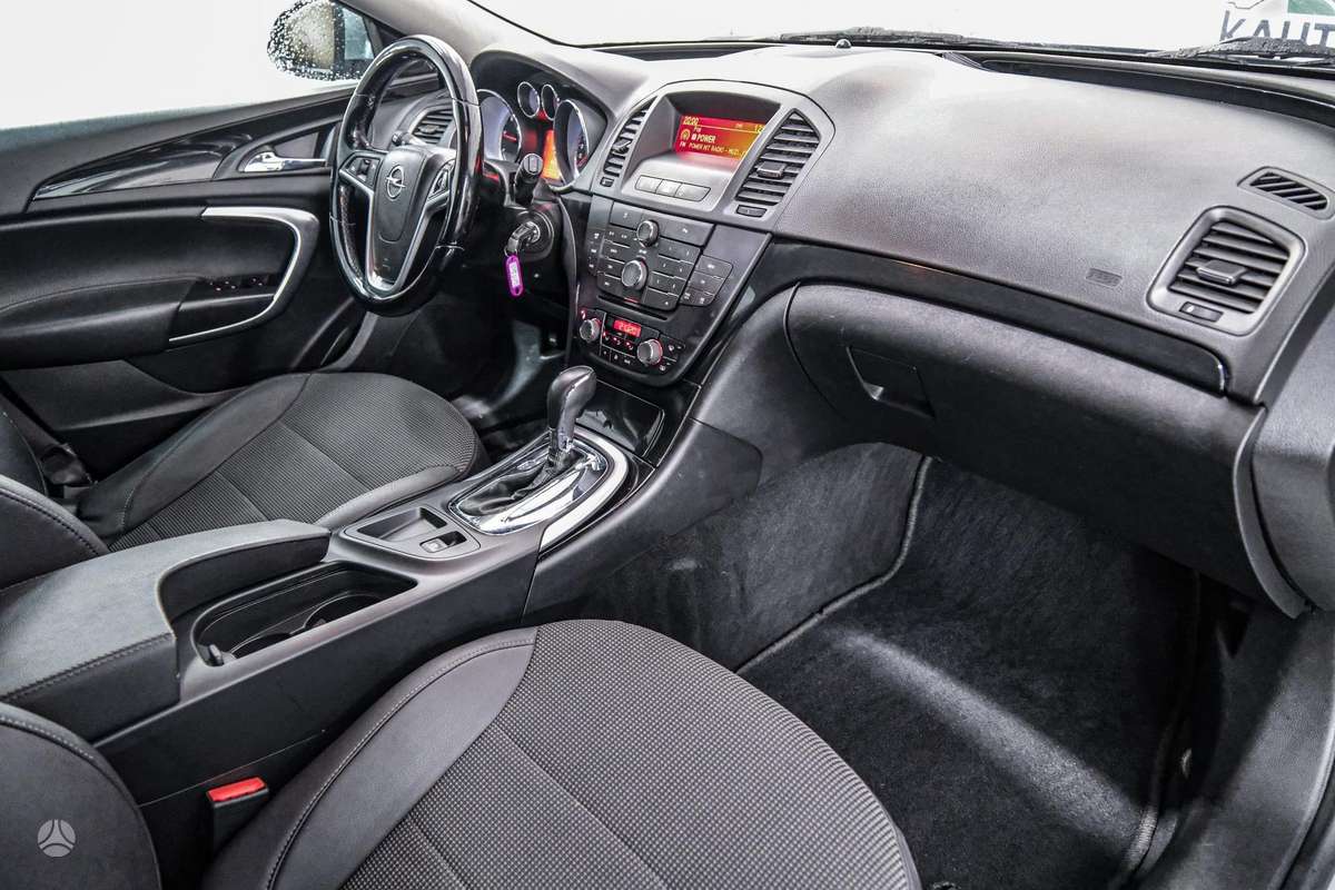 Opel Insignia, 2.0 l., wagon