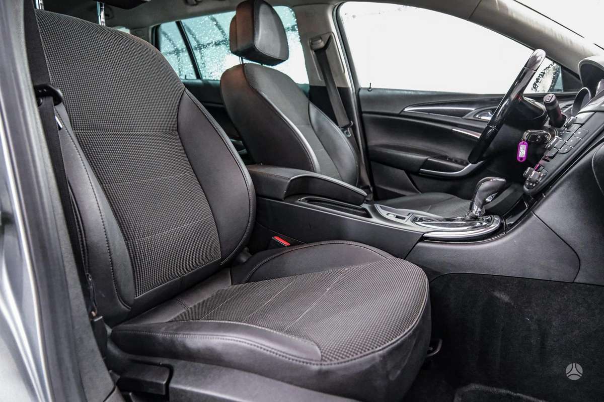 Opel Insignia, 2.0 l., Универсал