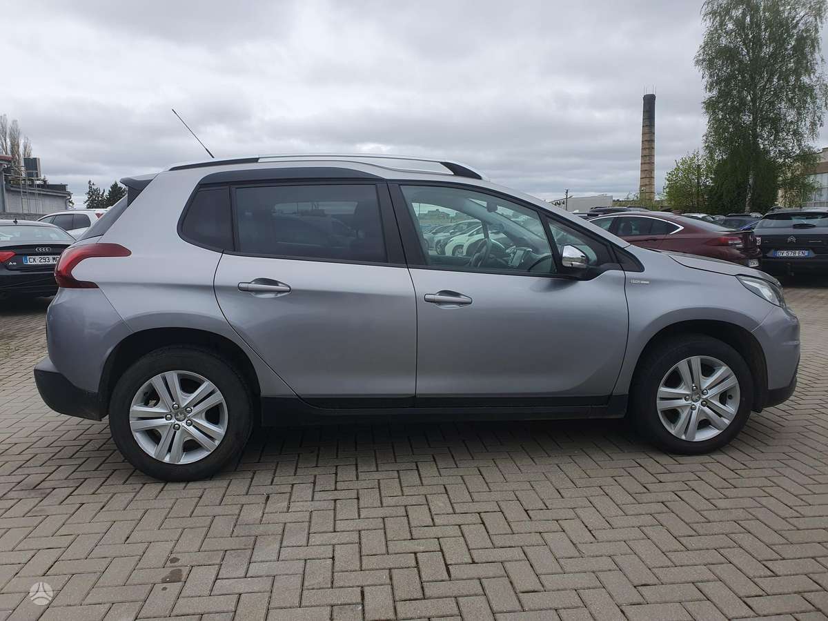 Peugeot 2008 - 7