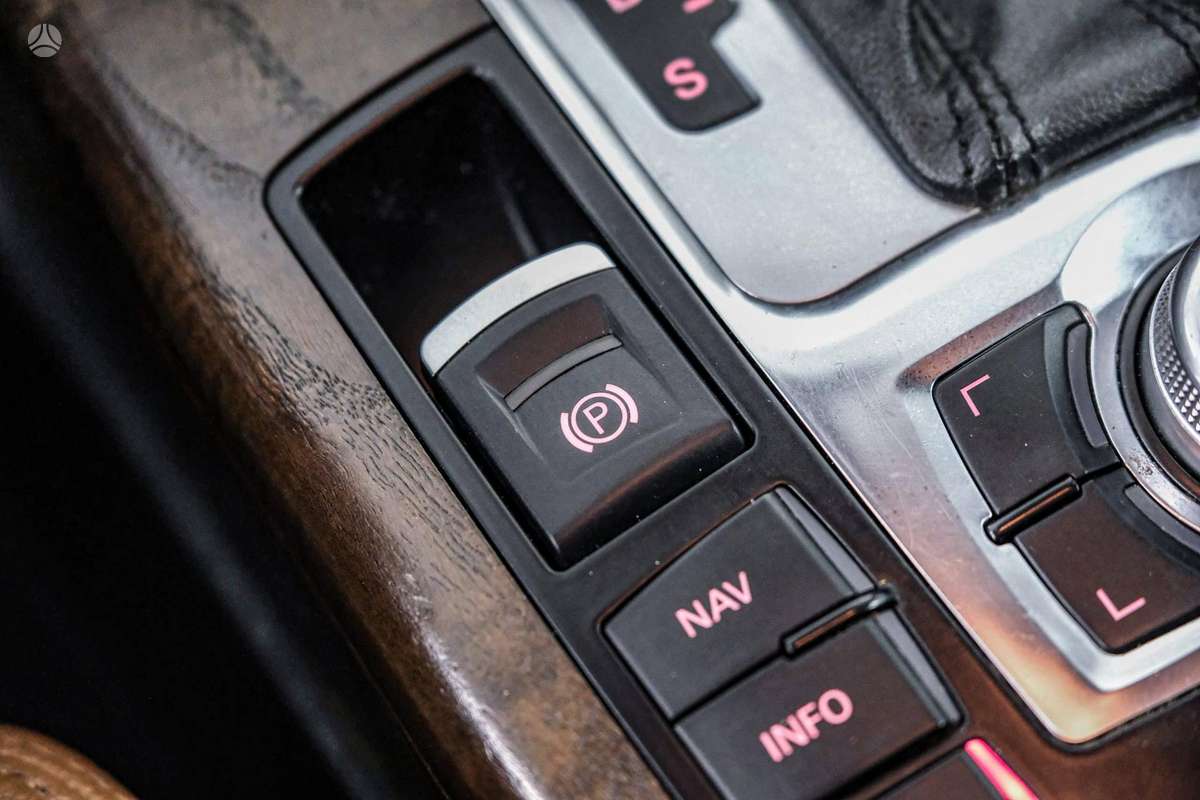 Audi A6, 2.0 l., Универсал