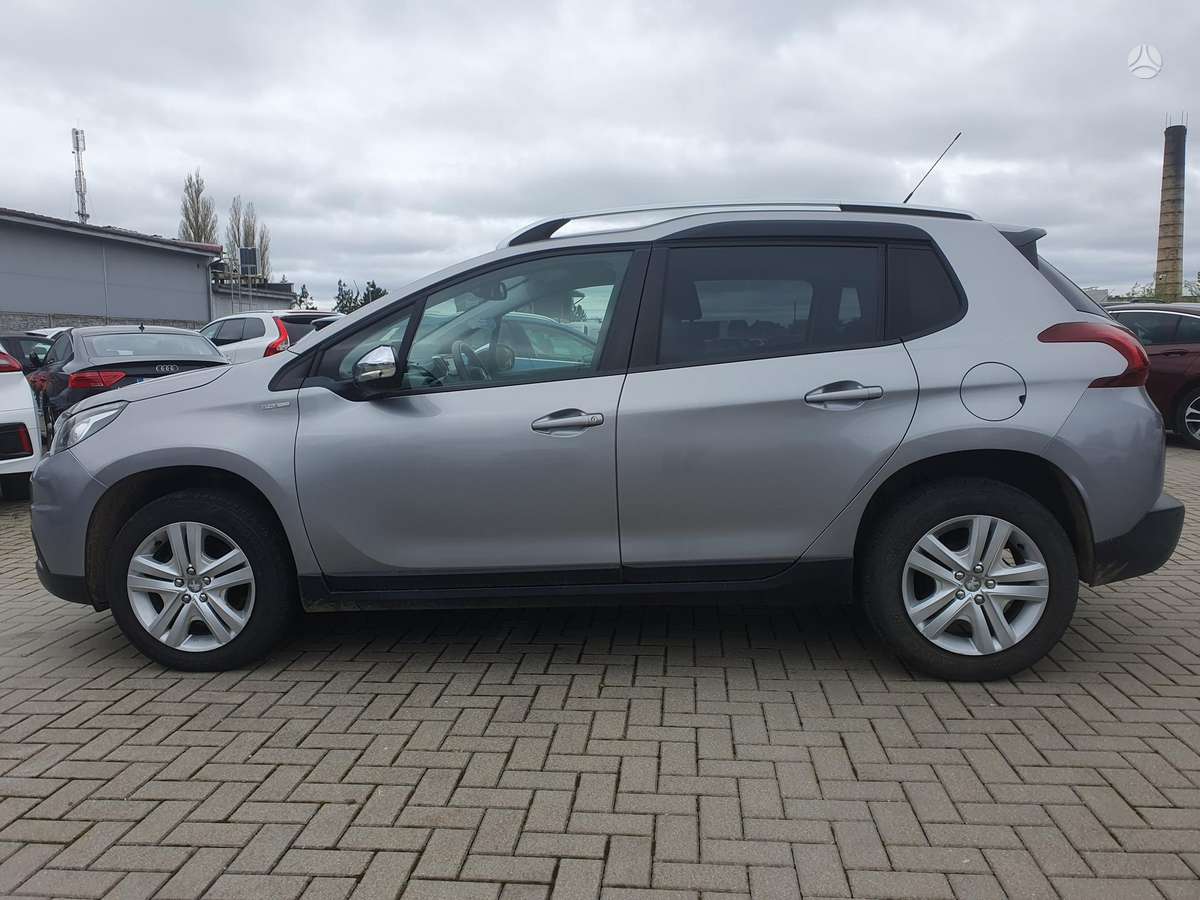 Peugeot 2008 - 5