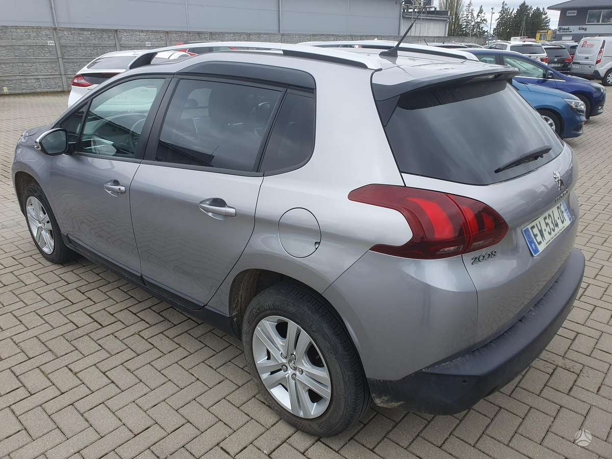 Peugeot 2008 - 12