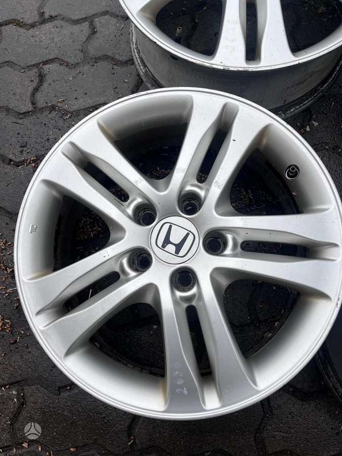Honda, lengvojo lydinio, R17