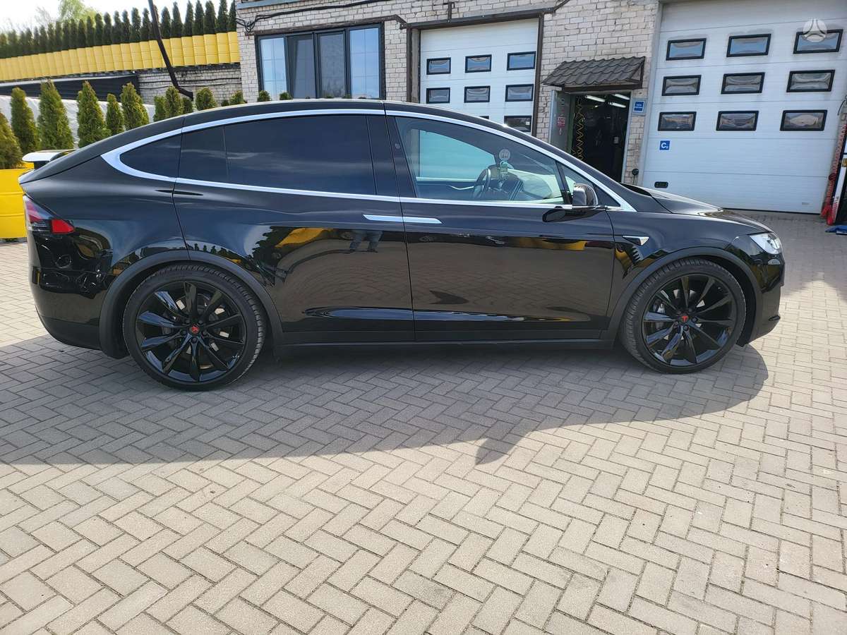 Tesla Model X, 100 kWh, wagon