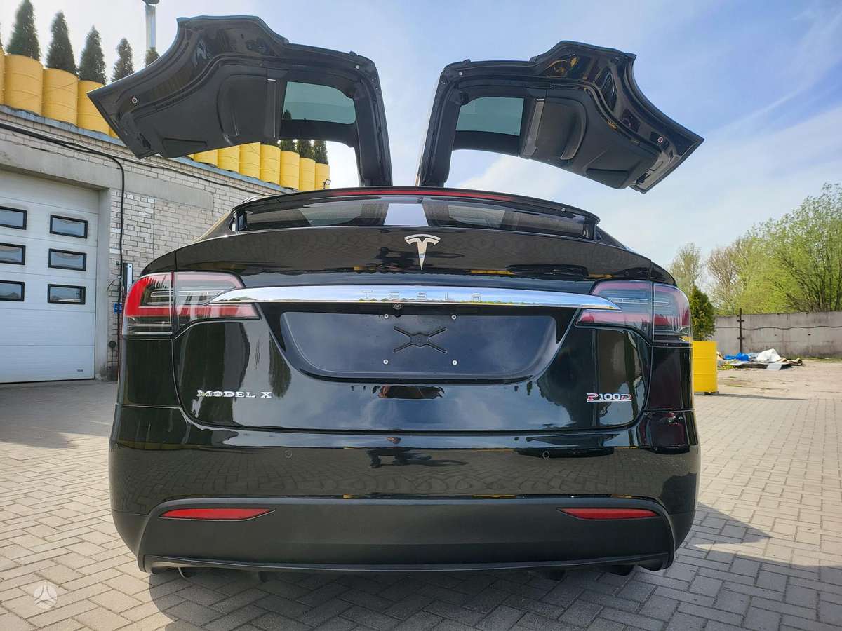 Tesla Model X, 100 kWh, wagon