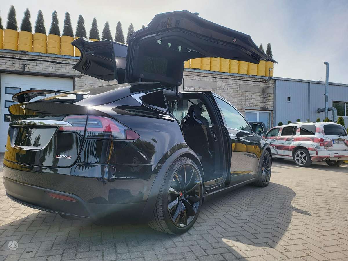 Tesla Model X, 100 kWh, wagon