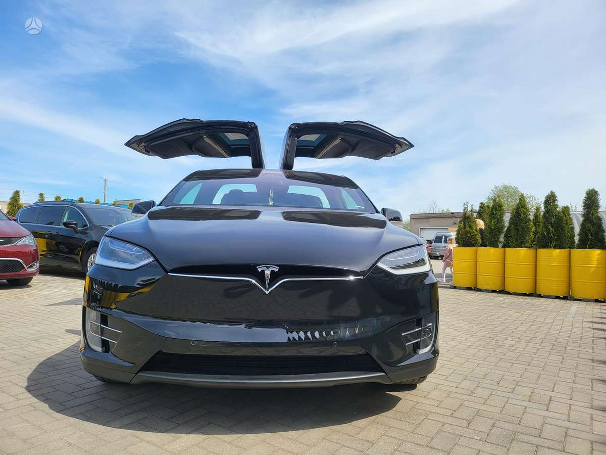 Tesla Model X, 100 kWh, wagon