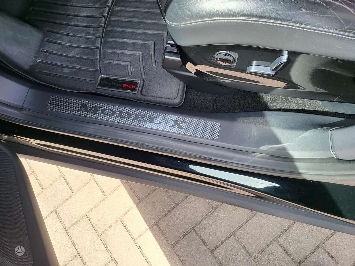 Tesla Model X, 100 kWh, wagon
