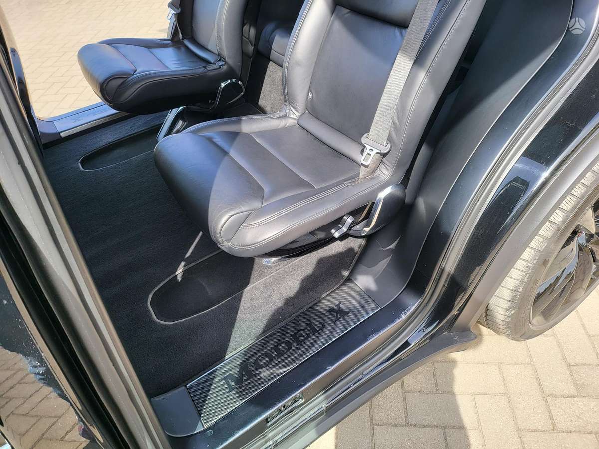 Tesla Model X, 100 kWh, wagon