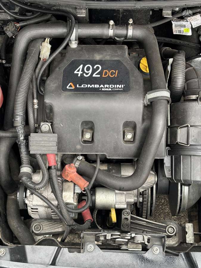 Ligier JS50, 0.5 l., hatchback