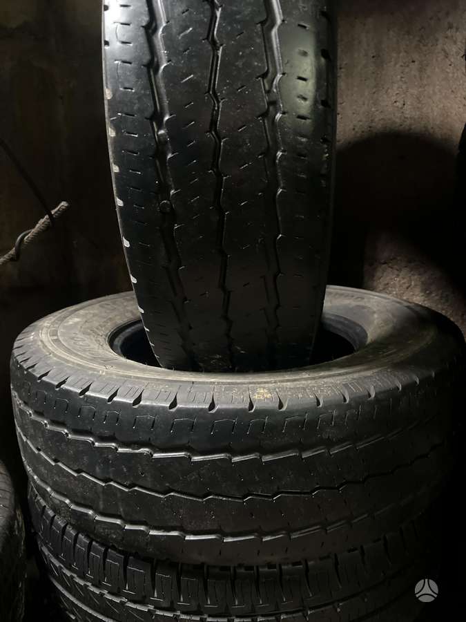 Continental VANCO-8, летние 225/75 R16