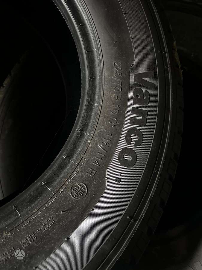 Continental VANCO-8, летние 225/75 R16