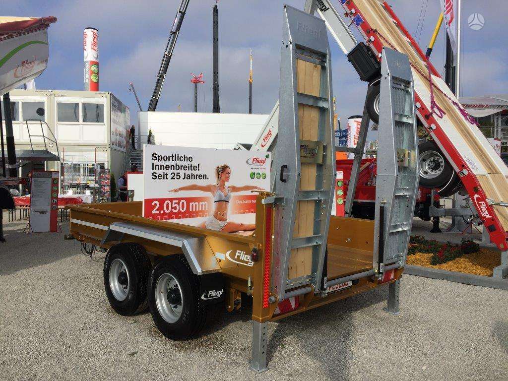 Fliegl TTS 89, spec. priekabos / puspriekabės