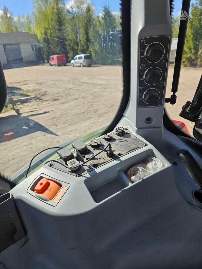 Valtra T235, тракторы
