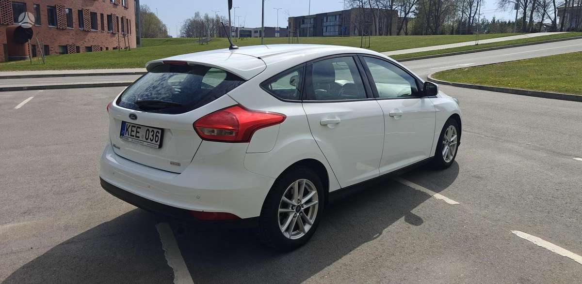Ford Focus, 1.0 l., hatchback