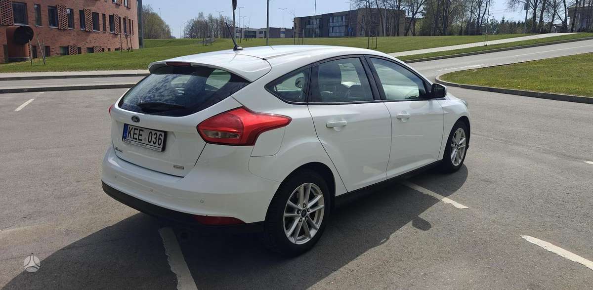 Ford Focus, 1.0 l., Хэтчбек