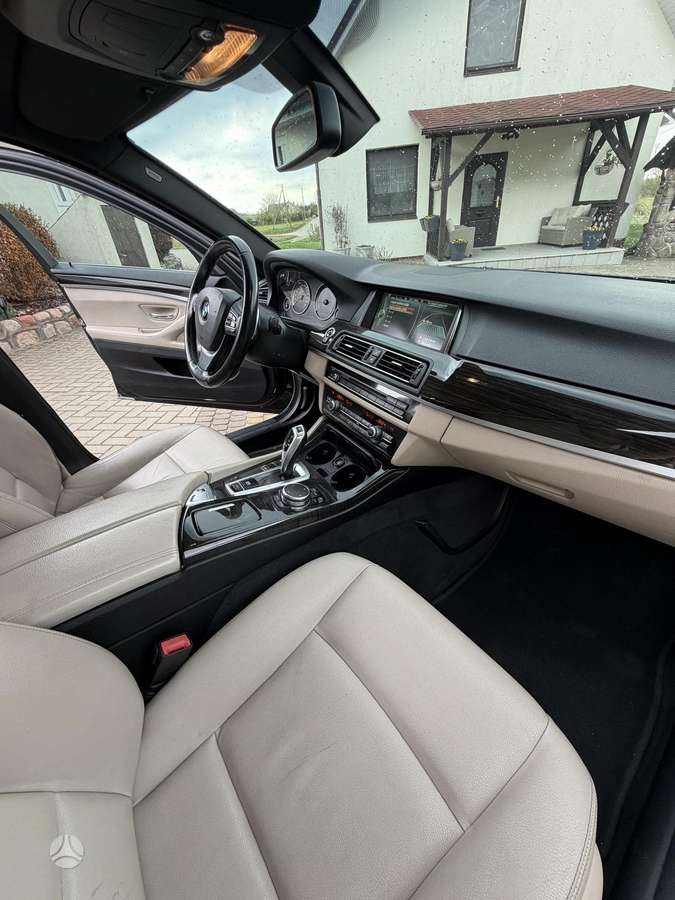 BMW 520, 2.0 l., Универсал