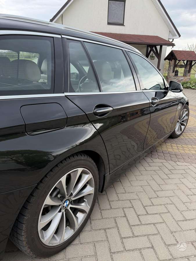 BMW 520, 2.0 l., wagon