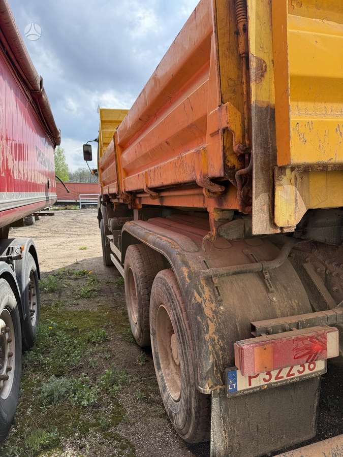 Renault Kerax 370.34, самосвалы