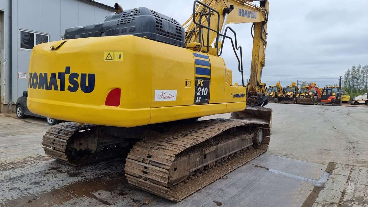 Komatsu PC 210 LC-11, экскаваторы