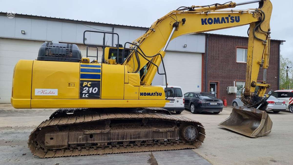 Komatsu PC 210 LC-11, экскаваторы