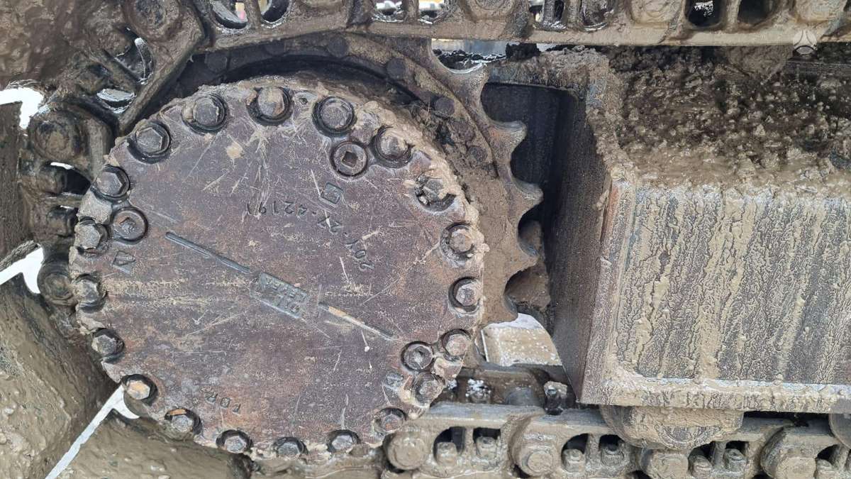 Komatsu PC 210 LC-11, экскаваторы