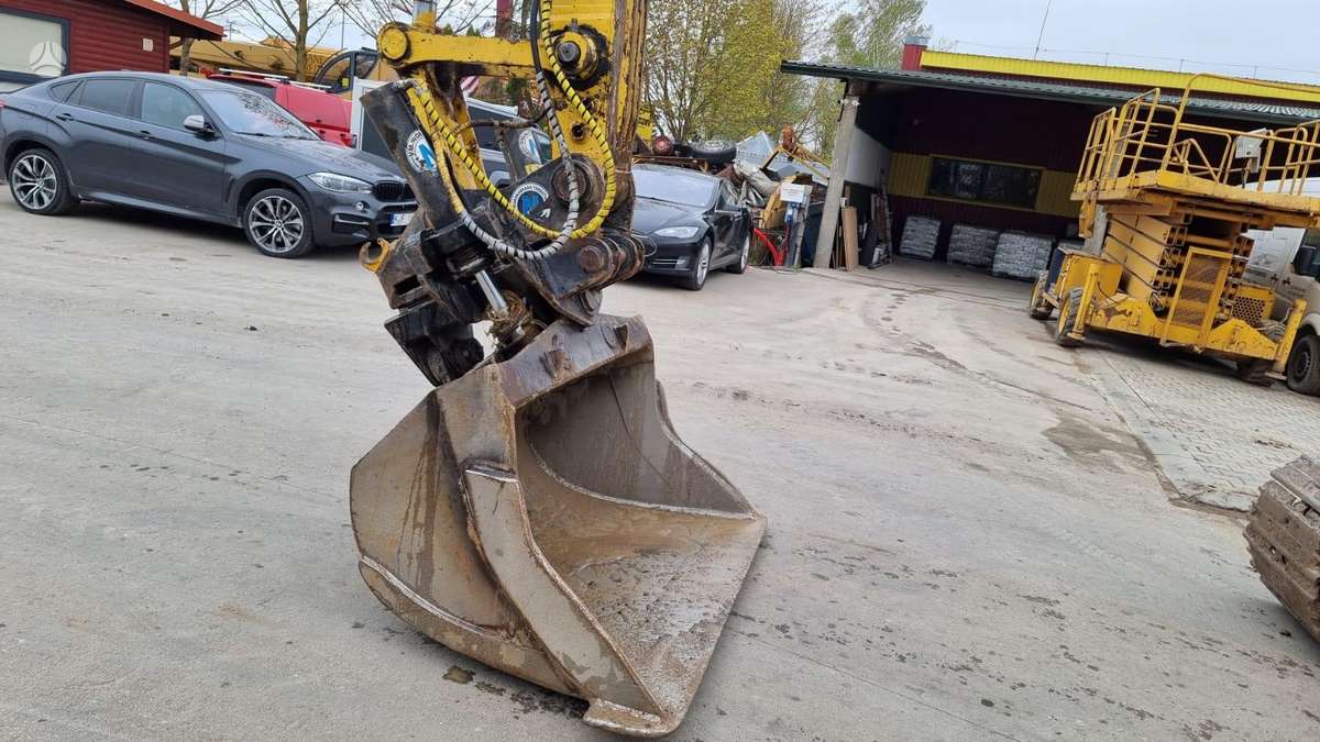 Komatsu PC 210 LC-11, экскаваторы