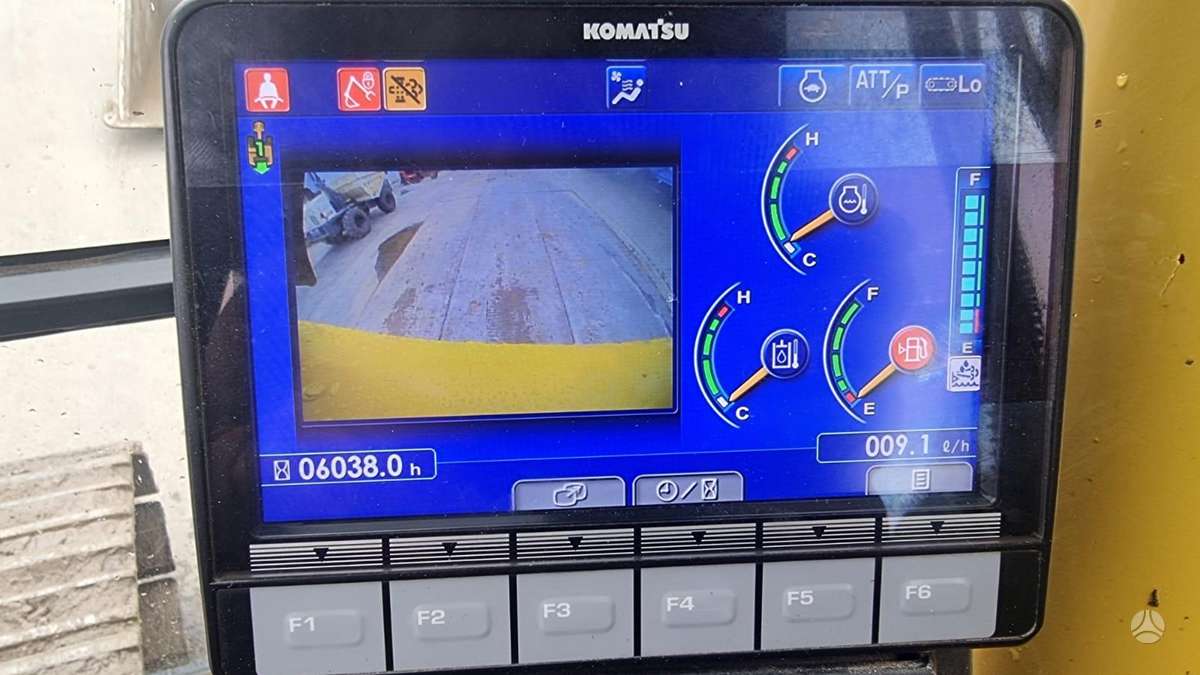 Komatsu PC 210 LC-11, ekskavatoriai