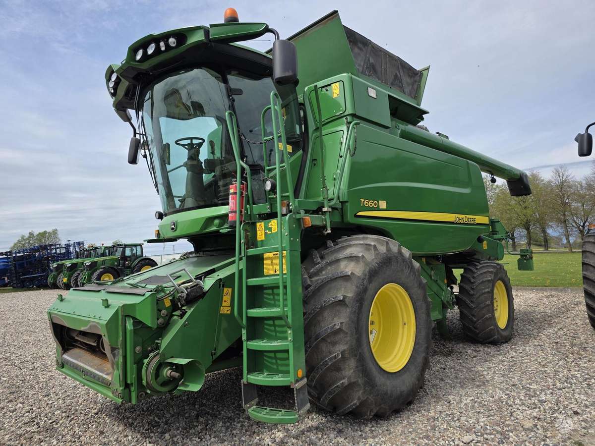 John Deere T660, комбайны