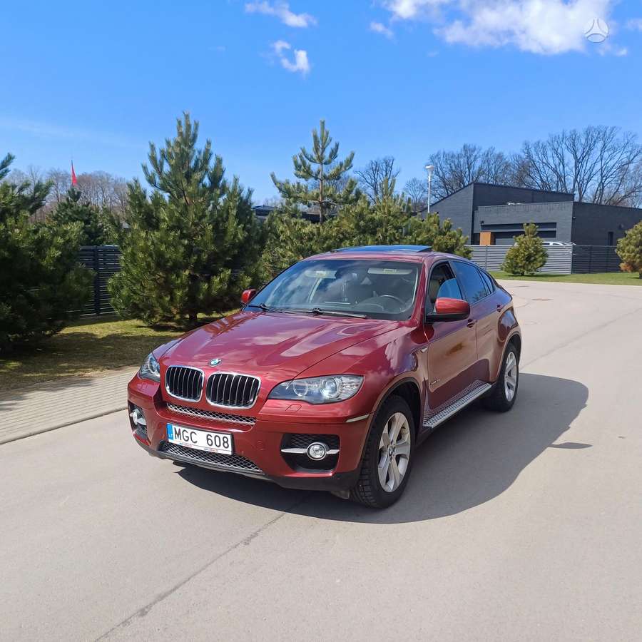 BMW X6, 3.0 l., off-road / crossover
