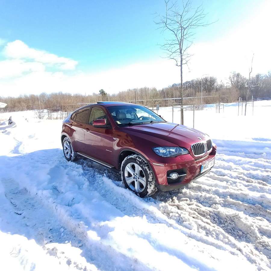 BMW X6, 3.0 l., off-road / crossover