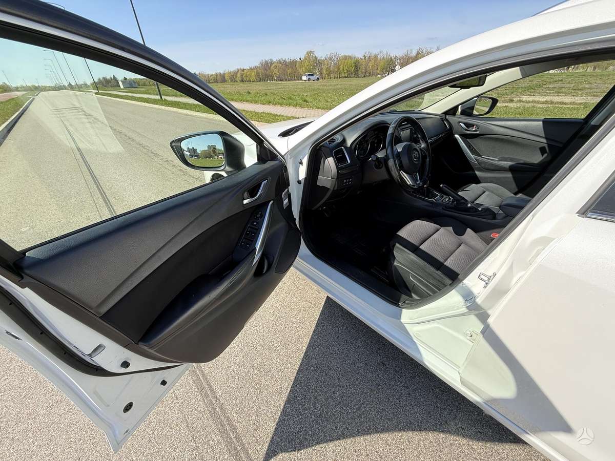 Mazda 6, 2.2 l., wagon