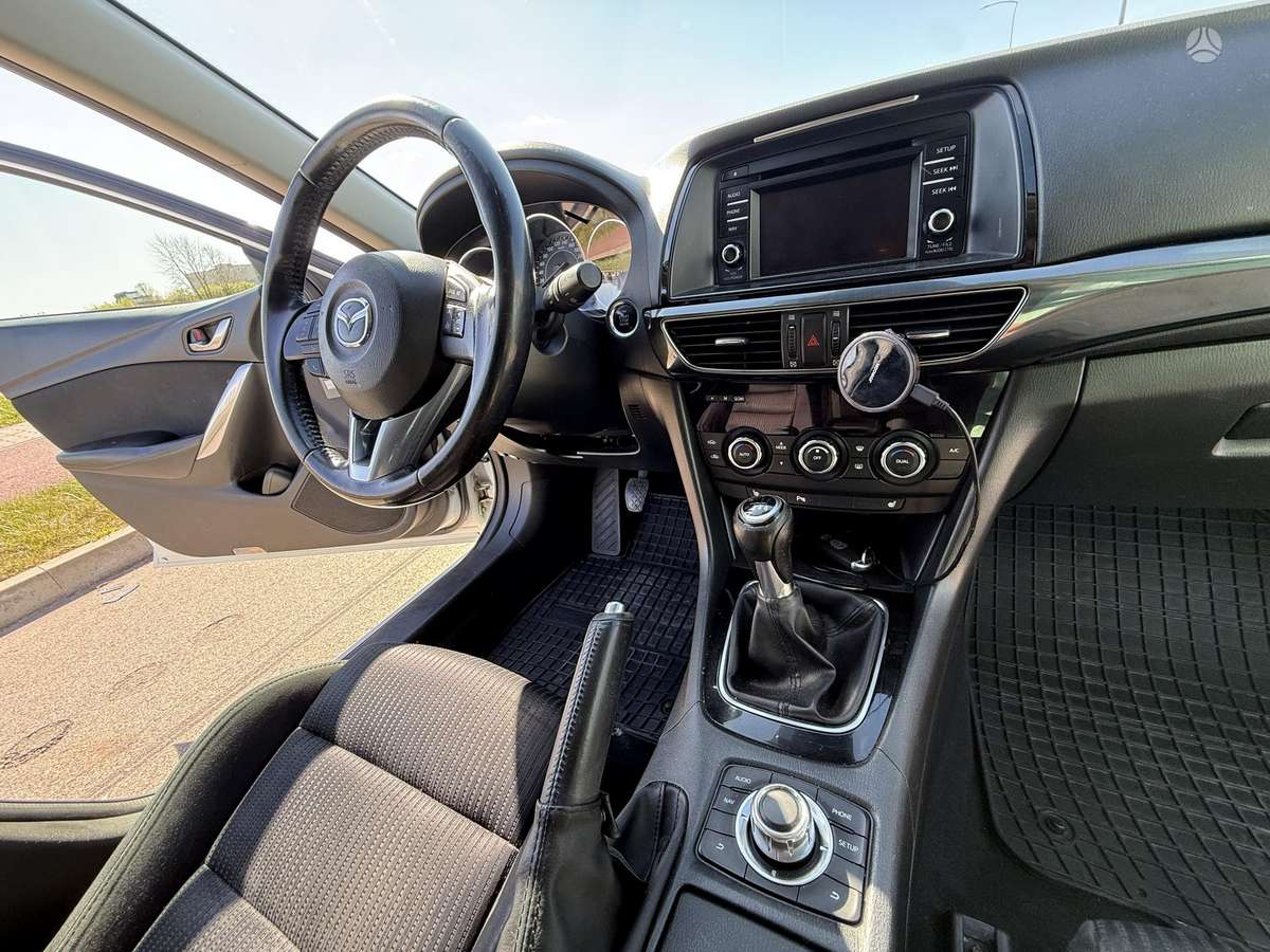 Mazda 6, 2.2 l., universalas
