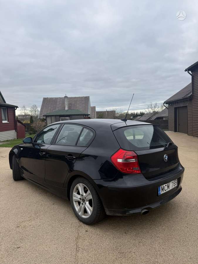 BMW 118, 2.0 l., hatchback