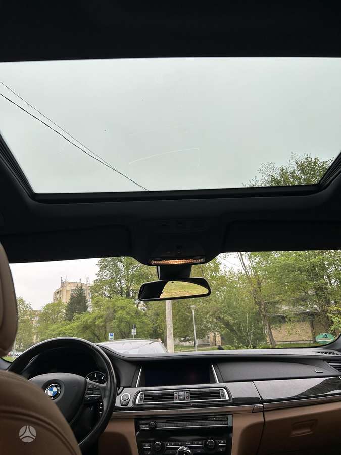 BMW 740, 3.0 l., Седан