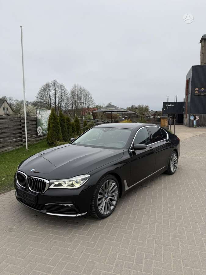 BMW 740, 3.0 l., Седан