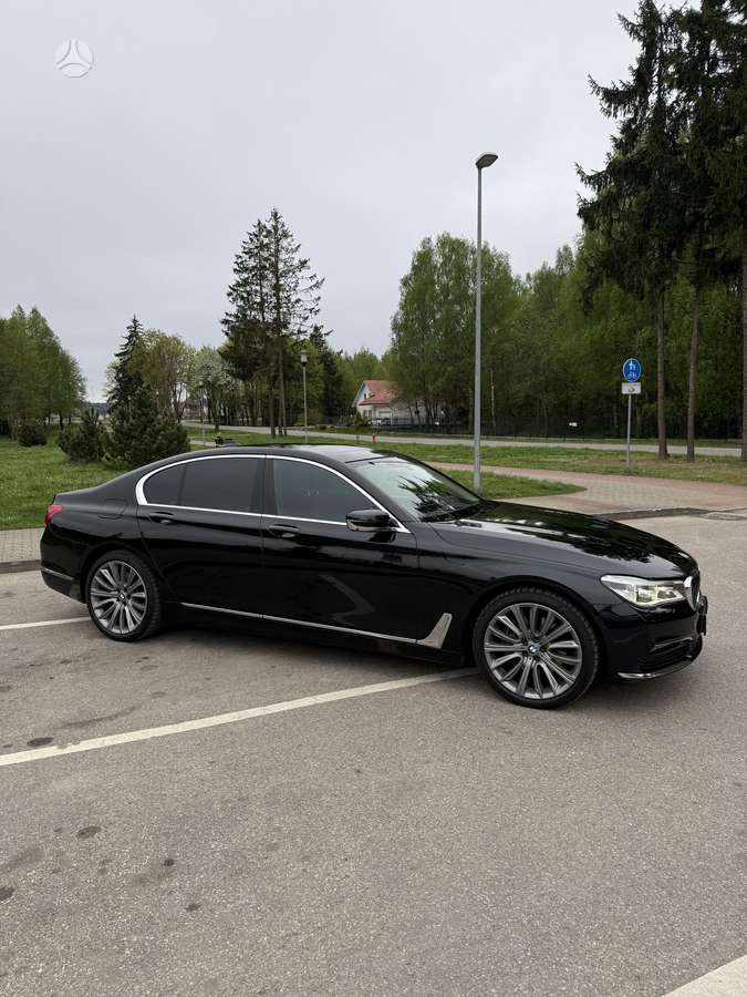 BMW 740, 3.0 l., Седан