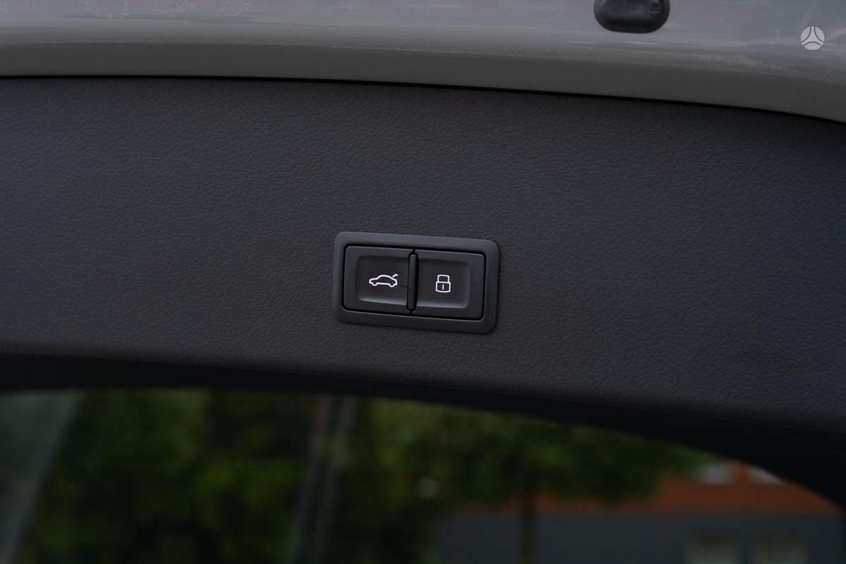 Audi A6, 3.0 l., universalas