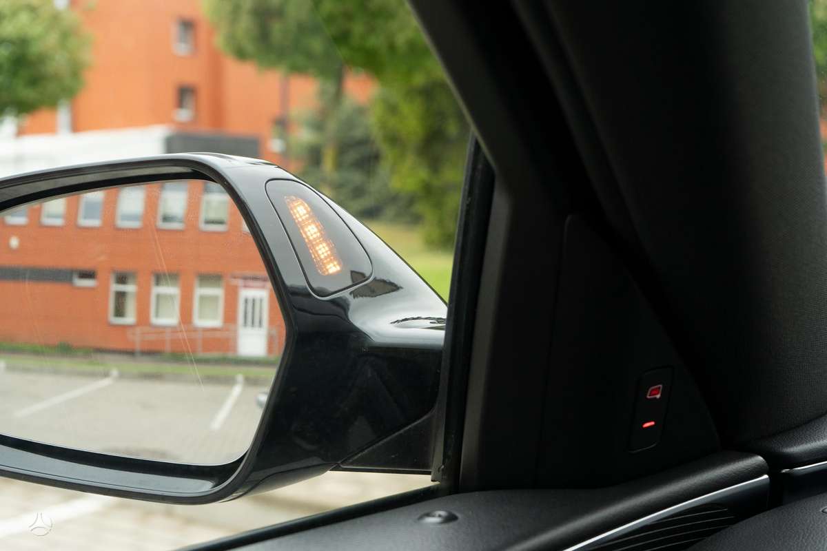 Audi A6, 3.0 l., universalas