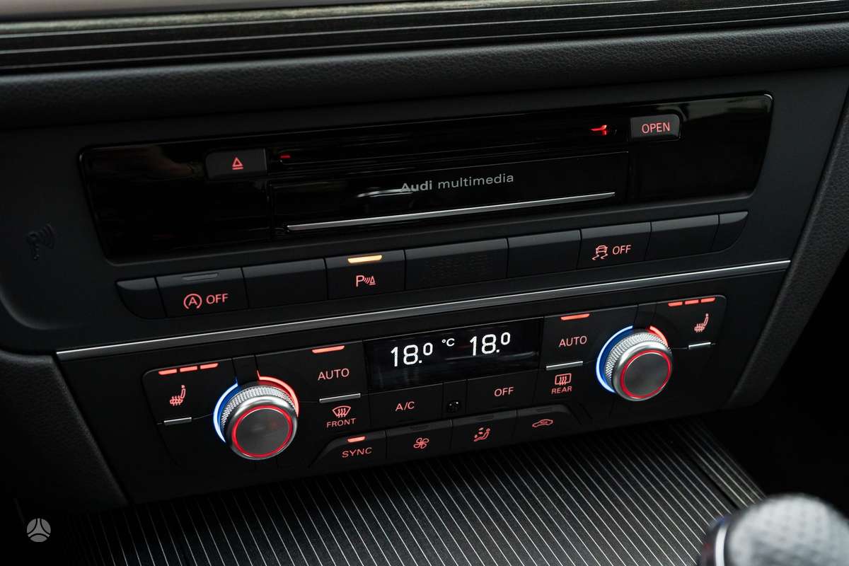 Audi A6, 3.0 l., universalas