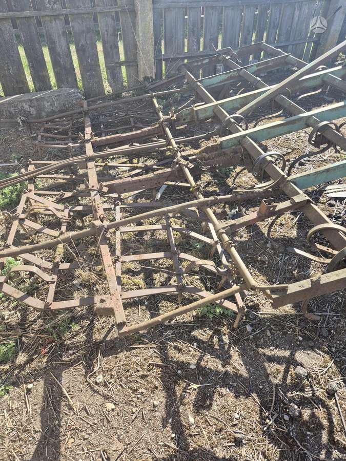 MTZ Traktorius, soil preparation / cultivation machinery