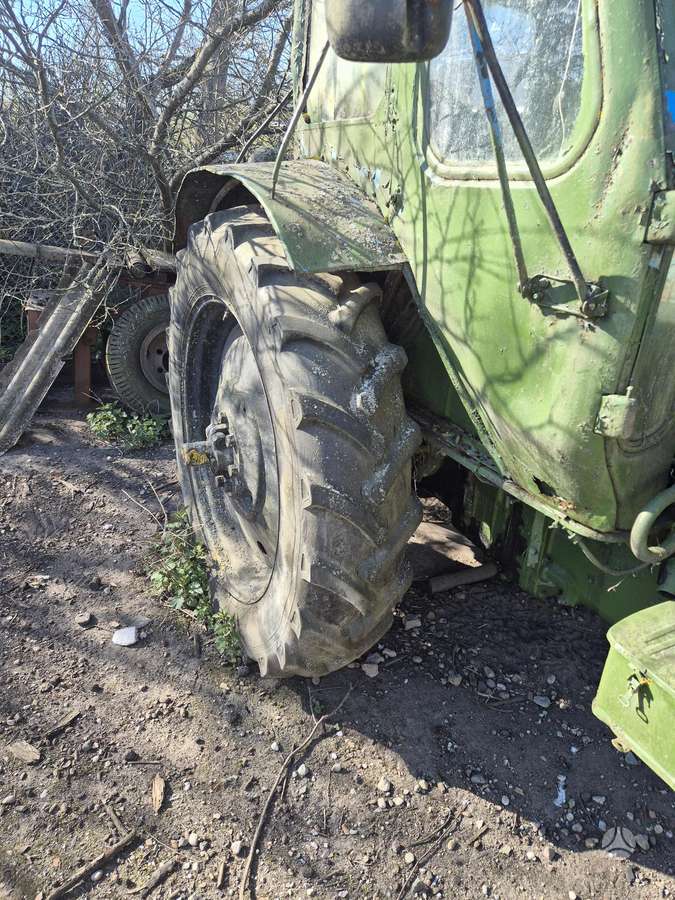 MTZ Traktorius, žemės dirbimo / ruošimo technika